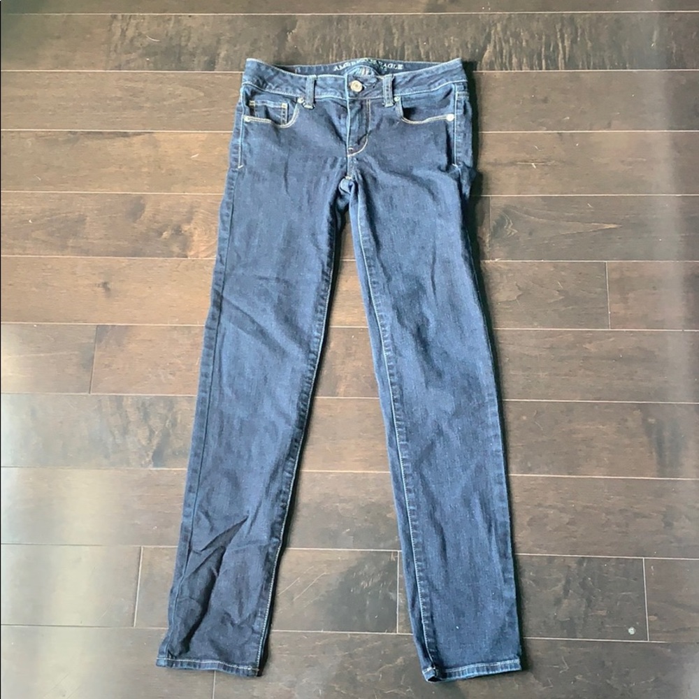 American Eagle blue jeans